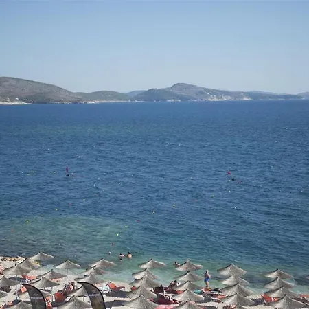 Aria Deluxe Sea View 3 Bedroom Flat Sarandë