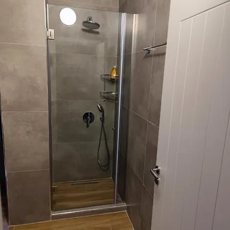 Aria Deluxe Sea View 3 Bedroom Flat