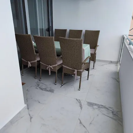 Aria Deluxe Sea View 3 Bedroom Flat * Saranda